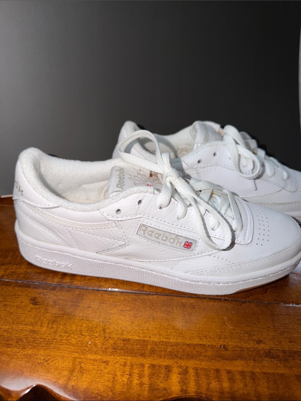 Reebok Club C 85 Women's Tennis Shoe Box - Red with White Label